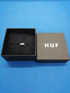片耳ピアス|HUF