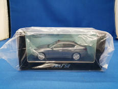 1/43 日産スカイラインGT（V37）|RAI'S