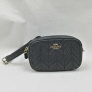 ボディバッグ キルティング|COACH