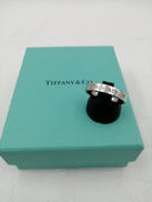 PT950 3Pダイヤ　フラットリング|TIFFANY&CO.