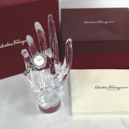 クォーツ・アナログ腕時計|salvatore ferragamo