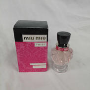 ツイスト オードパルファム|ミュウミュウ