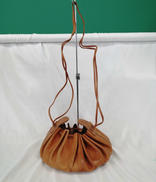 巾着 ショルダーバッグ|IL BISONTE