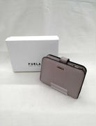 二つ折り財布|FURLA