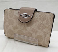 二つ折り財布|COACH