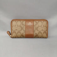 ラウンドファスナー長財布|COACH