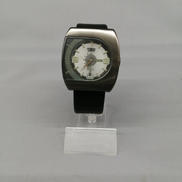 クォーツ・アナログ腕時計|DIESEL