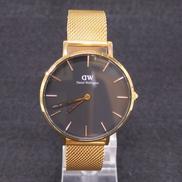 クォーツ腕時計|DANIEL WELLINGTON