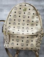 スタッズリュック|MCM