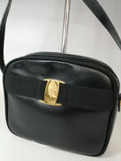 ヴァラリボンショルダーバッグ|salvatore ferragamo