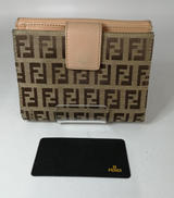 折りたたみ財布|FENDI