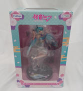 初音ミク　1/7フィギュア|FURYU