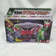 スーパーベスト変身ベルトDXダブルドライバー|BANDAI