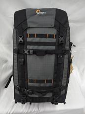 カメラバッグ|LOWEPRO