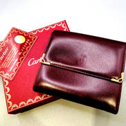 2つ折り財布|CARTIER