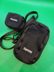 カメラバッグ (ブラック)|SUPREME