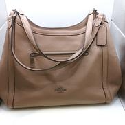 ショルダーバッグ　ベージュ|コーチ