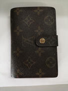 ポルト　モネ　ビエ　ヴィエノワ|LOUIS VUITTON