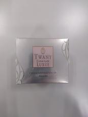 エスチチュード ラグジェ クリームファンデーションUV|トワニー