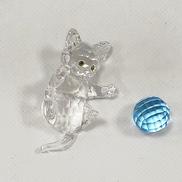 子猫とボール|SWAROVSKI