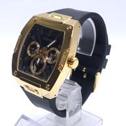 クォーツ・アナログ腕時計|GUESS