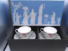 スウィートプラム カップ&ソーサー|WEDGWOOD