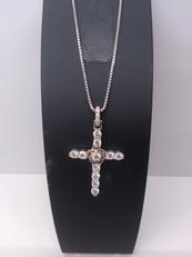 PT850ネックレス|CAMELLIA