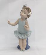 幼いバレリーナ|LLADRO