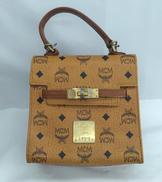 ショルダーバッグ|MCM