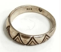 トライアングルデザインシルバーリング|-