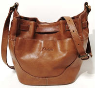 レザーショルダーバック|DAKOTA