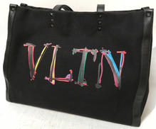 VLTNグラフキャンバスミディアムトートバッグ|VALENTINO