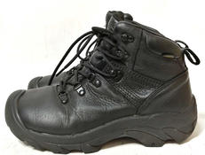 PYRENEES ハイカットトレッキングシューズ|KEEN