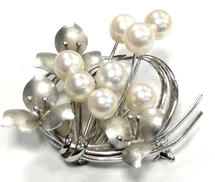 パールブローチ|-