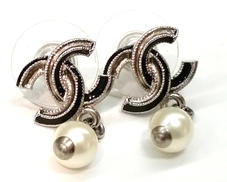 ココマークピアス|CHANEL