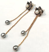 K18フラワーモチーフピアス|-
