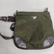 ナイロンショルダーバッグ|PRADA