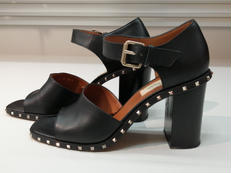 スタッズヒールサンダル|VALENTINO