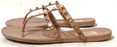 ラバースタッズサンダル|VALENTINO
