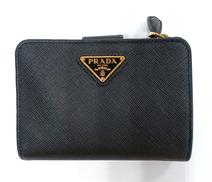 三つ折り財布|PRADA