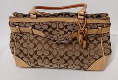 シグネチャー ハンプトンズ ラージキャリーオール トートバッ|COACH