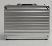 アタッシュケース|RIMOWA