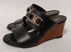 ガンチーニヒールサンダル|salvatore ferragamo