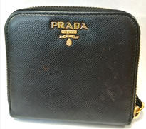 サフィアーノ二つ折り財布|PRADA