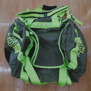 ※色はカーキです。BCダッフルバッグ|THE NORTH FACE