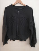 ノーカラージップアップニットジャケット|VIVIENNE TAM