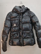 ダウンジャケット|MONCLER