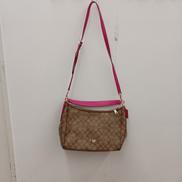 シグネチャーショルダーバッグ|COACH