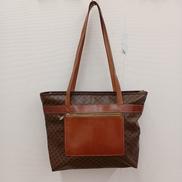 ロゴエンボスポケットトートバッグ|CELINE