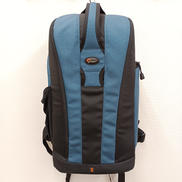 カメラバッグ|LOWEPRO